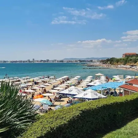 5-star Spacious Beachfront شقة *